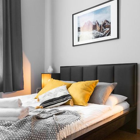 Friendhouse Apartments Avenue Cracovia Exterior foto