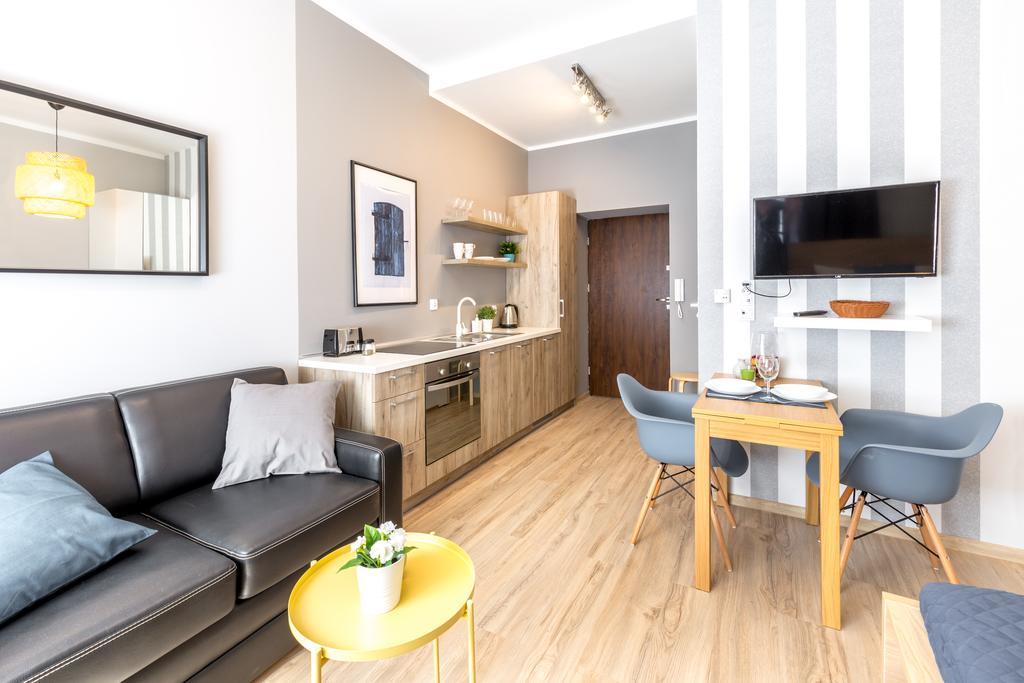 Friendhouse Apartments Avenue Cracovia Exterior foto