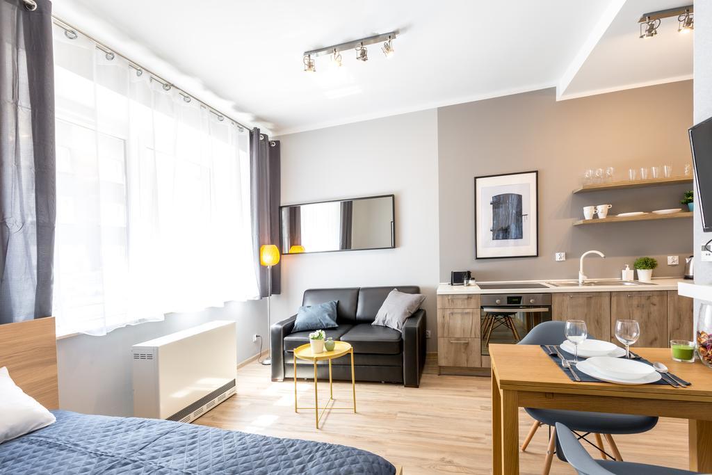 Friendhouse Apartments Avenue Cracovia Exterior foto